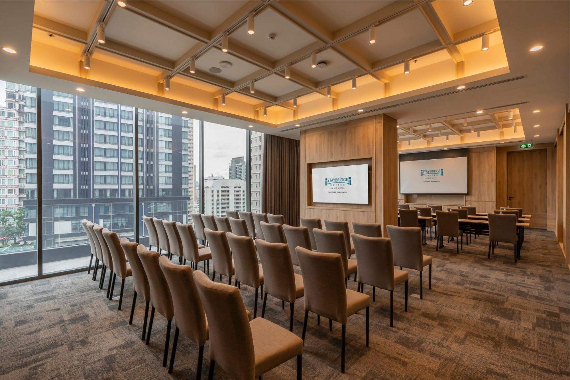 Staybridge Suites Bangkok Sukhumvit By Ihg Exteriér fotografie