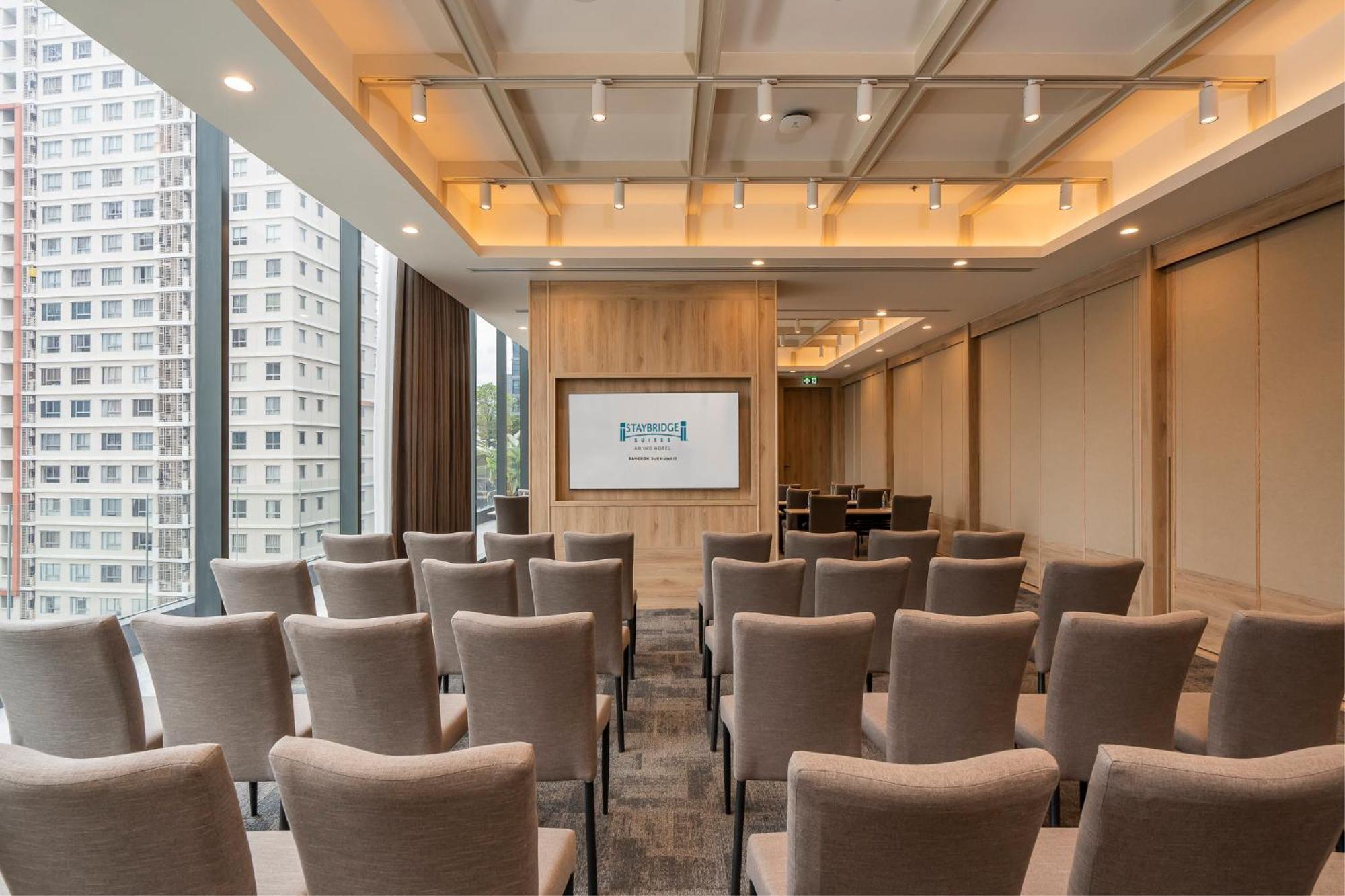 Staybridge Suites Bangkok Sukhumvit By Ihg Exteriér fotografie